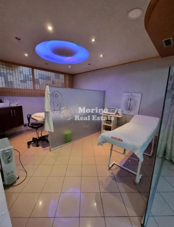 Shitet ambient per Biznes/dyqan, Rruga e Durresit, 440000 EURO