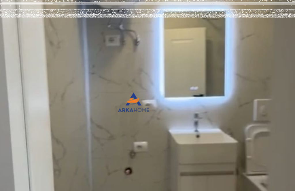 JEPET ME QERA AMBJENT BIZNESI 30M2 "DON BOSKO " 40.000 LEKE