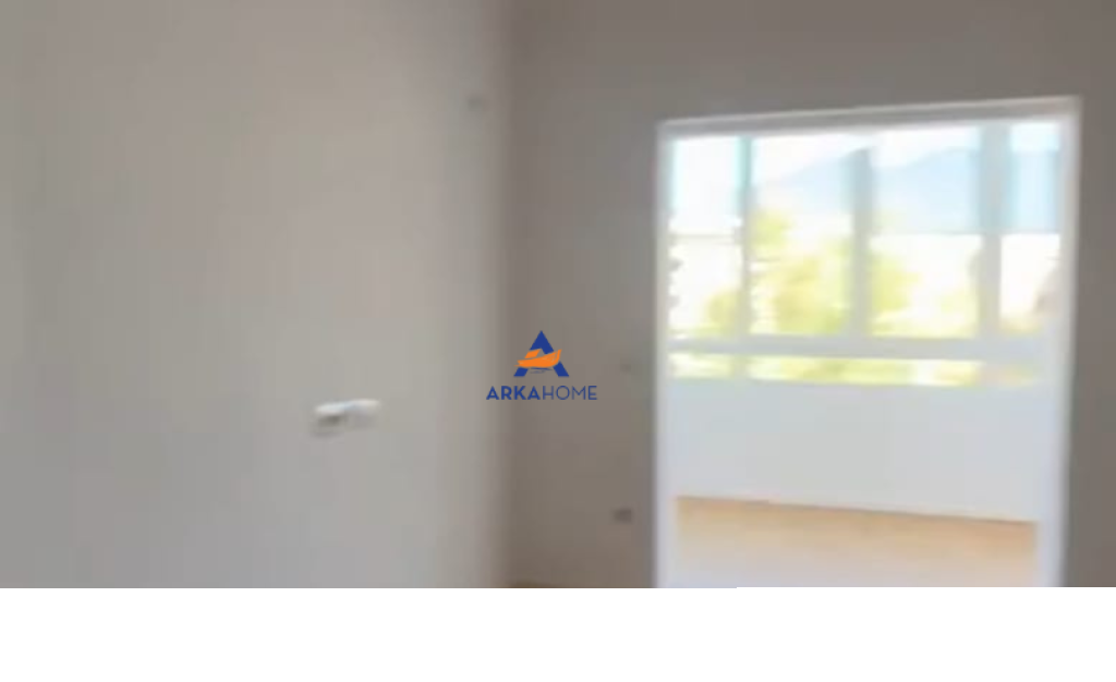 JEPET ME QERA AMBJENT BIZNESI 30M2 "DON BOSKO " 40.000 LEKE