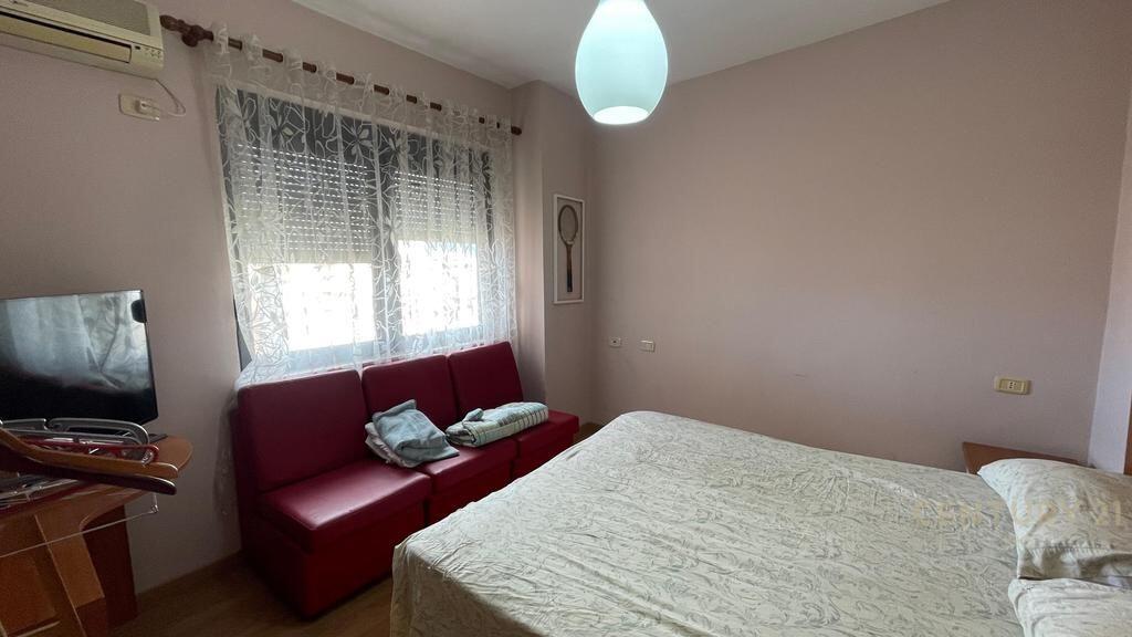 Apartment 1+1 for rent in the center near 9 Kateshet