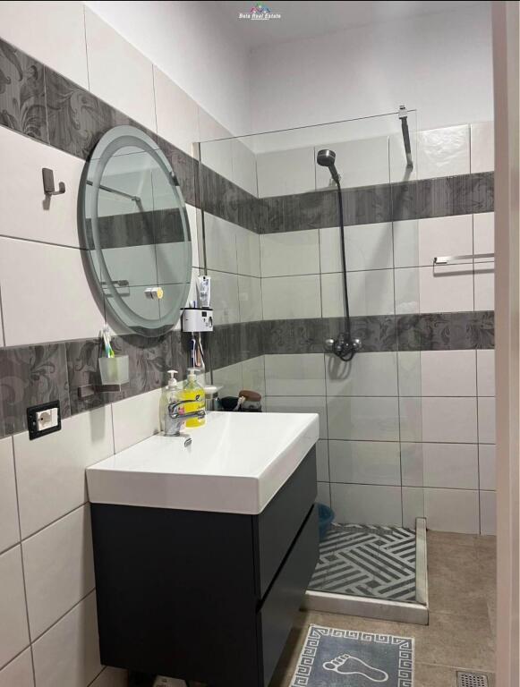 Apartament Me Qera 2+1+ Post Parkim Tek Fusha e Aviacionit (ID B2201598) Tirane