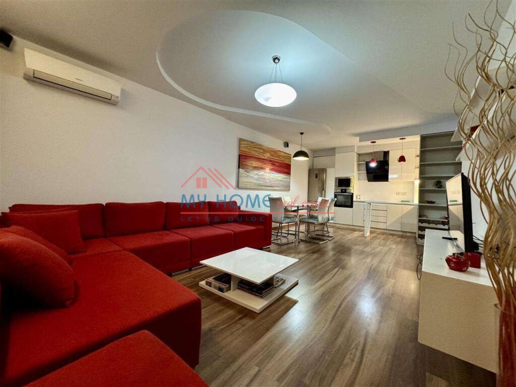 Apartament 1+1 me qira tek Komuna e Parisit Tirane