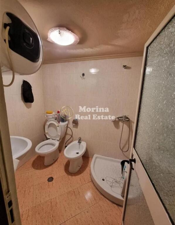 Shitet ambient per Biznes/dyqan, Rruga e Durresit, 440000 EURO