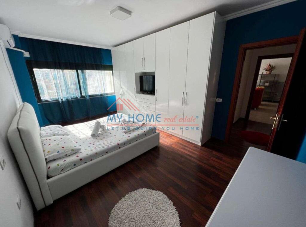 Apartament 2+1 me qera ne Rrugen Myslym Shyrit  Tirane