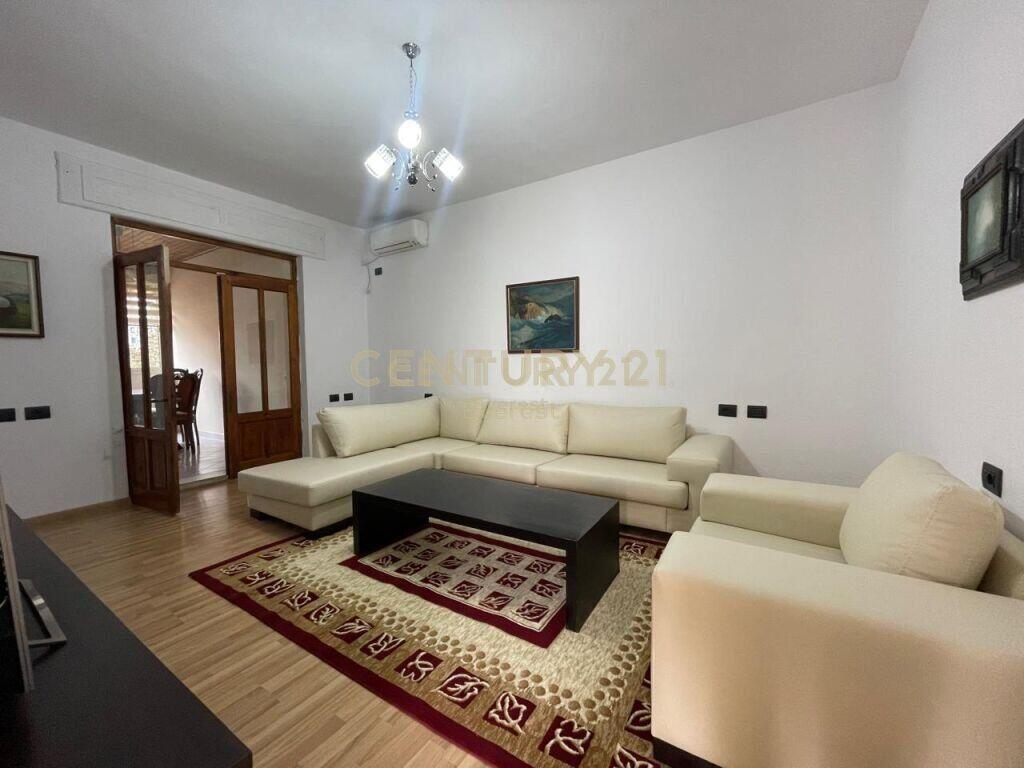 DIBRA STREET, WE RENT 1+1+ATTIC APARTMENT! 500 € /Month