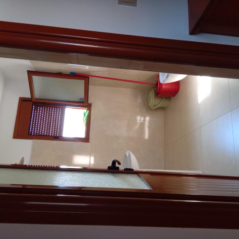 JEPET APARTAMENT ME QIRA NE VLORE!