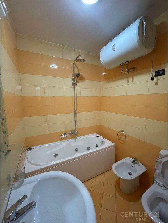 Apartment 2+1+2 For Rent at Garda, 127 m² 1,000 € /Month