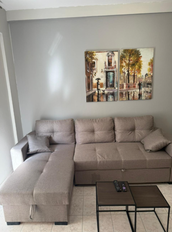 Jepet me qera ne plazh 350 vije e dyte