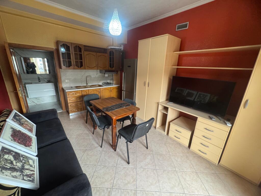 Apartament 1+1 me qira në Selitë, pranë Universitetit “Barleti” – 400€ / muaj