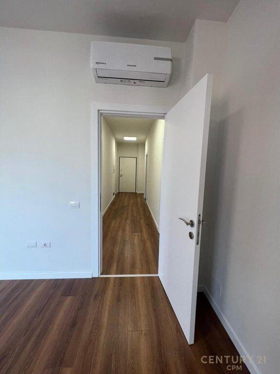 WE RENT APARTMENT FOR OFFICES, IN THE CENTER!!! 1,500 € /Month