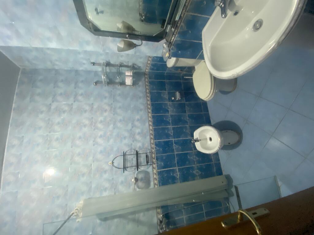 Apartament 2+1,i mobiluar te selvia gjimnazi partizani,650 euro me wifi te perfshire