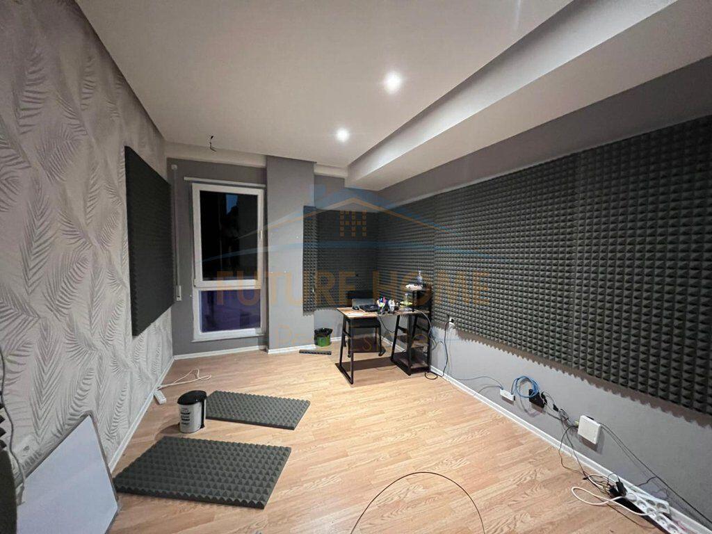 Qera, Apartament 2+1, Qender.