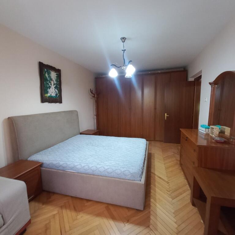 🏠 Jepet me qira: Apartament 2+1 në Myslym Shyr