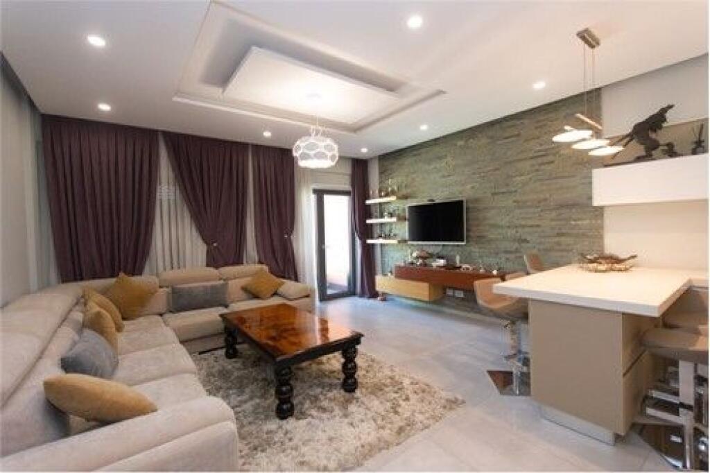 Apartament 3+1+2 te RING CENTER