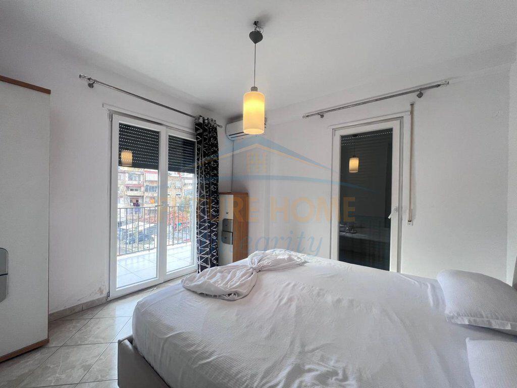 Qera, Apartament 2+1, Bulevardi Zogu I, Tiranë.