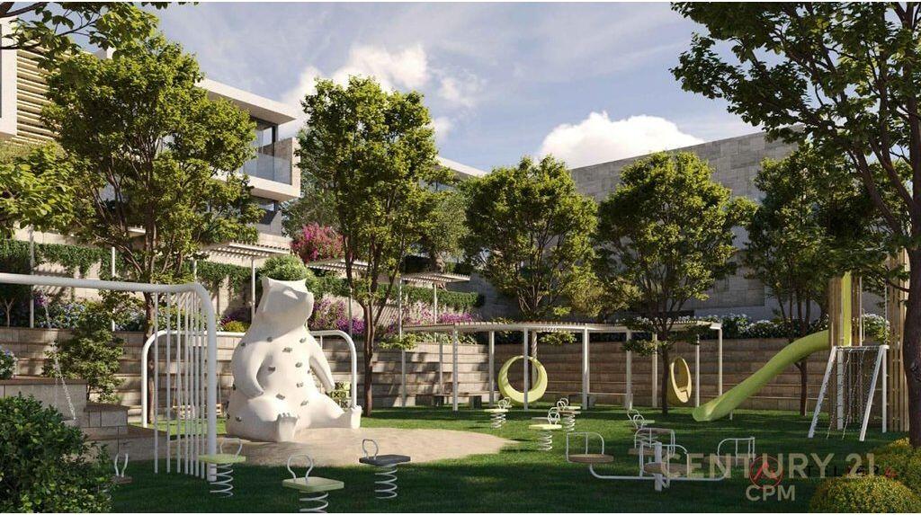 WE SELL SUPER APARTMENT 2+1+2 + YARD IN THE RESIDENCE "CRYSTAL LAKE", BY THE LAKE OF FARKË 285,765 €