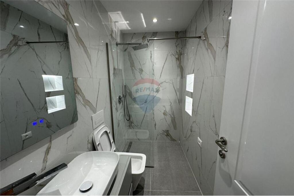 Duplex - For Rent - Skanderbeg Square