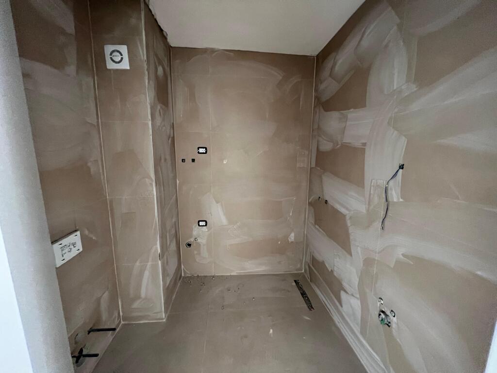 Shitet Apartament 2+1+2 Turdiu