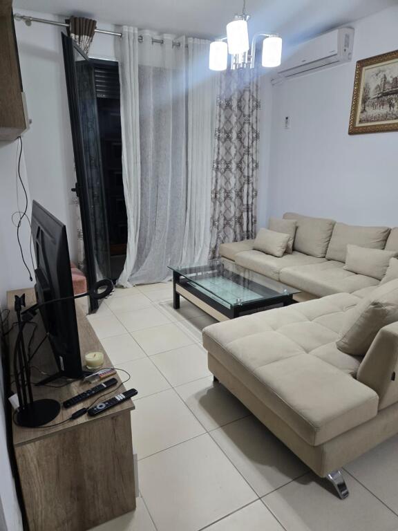 🏡 Jepet me qira apartament 2+1 📍 Rruga e Kavajës
