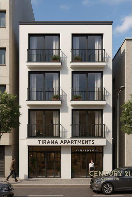 WE SELL A 4-STORY COMMERCIAL BUILDING IN THE CENTER OF XHAMLLIK 1,360,000 €