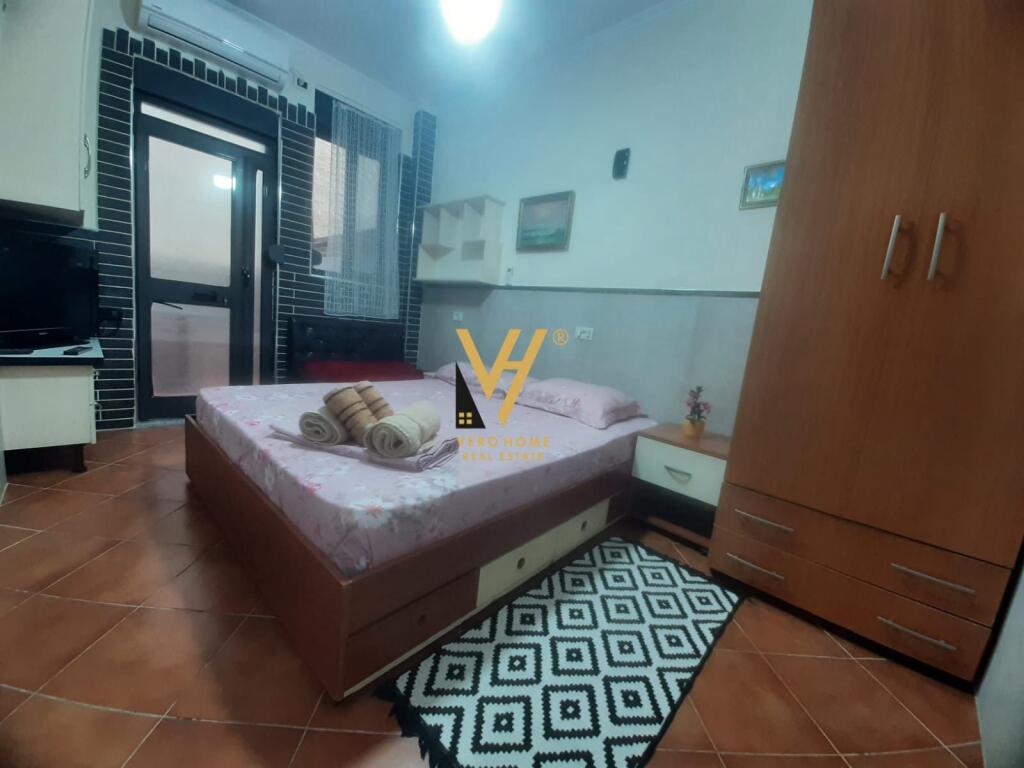 JEPET APARTAMENT 1+1+BALLKON ME QIRA TE SIRI KODRA 450 EURO