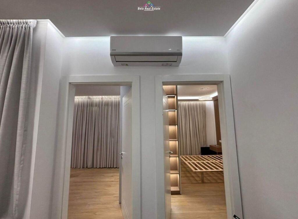 Apartament Me Qera 2+1+ Post Parkim Tek Fusha e Aviacionit (ID B2201598) Tirane