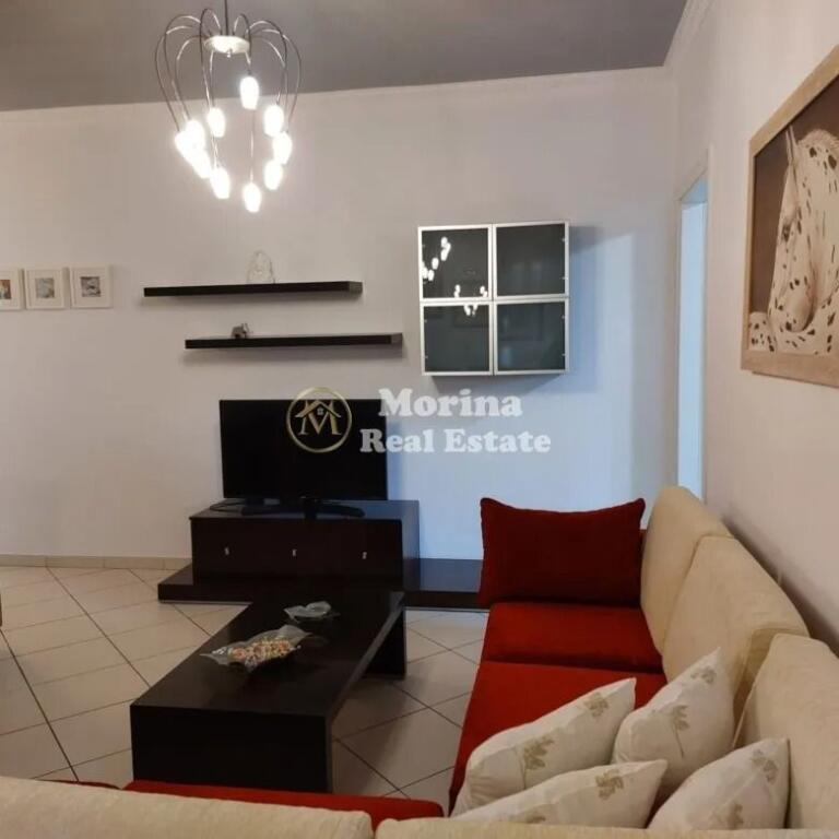 apartament 2+1, Stacioni i Trenit, Rruga Panorama, 600 euro.