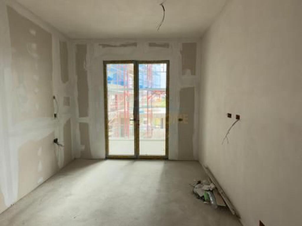 Shitet apartament 2+1+2, Park Avenue, Bulevardi i Ri, Tiranë.