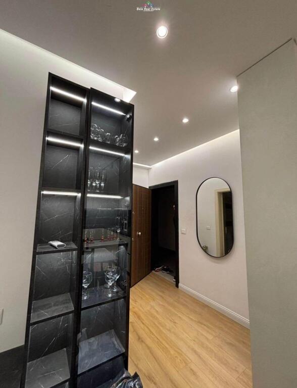 Apartament Me Qera 2+1+ Post Parkim Tek Fusha e Aviacionit (ID B2201598) Tirane