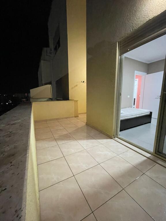 🏡 APARTAMENT ME QERA  2+1 ME POST PARKIMII PLAZH PRAN VIVAS HOTEL