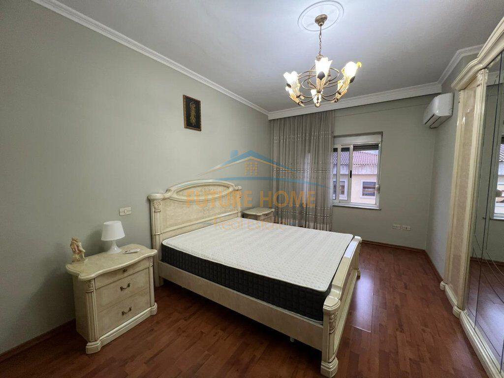 Qera , Apartament 1+1 , Pazari i Ri , Tirane