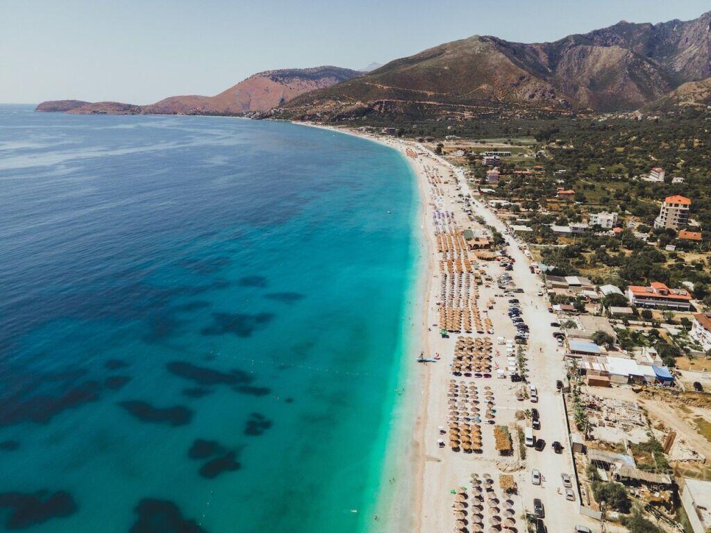 TOKE PER SHITJE NE BORSH! 300,000 €