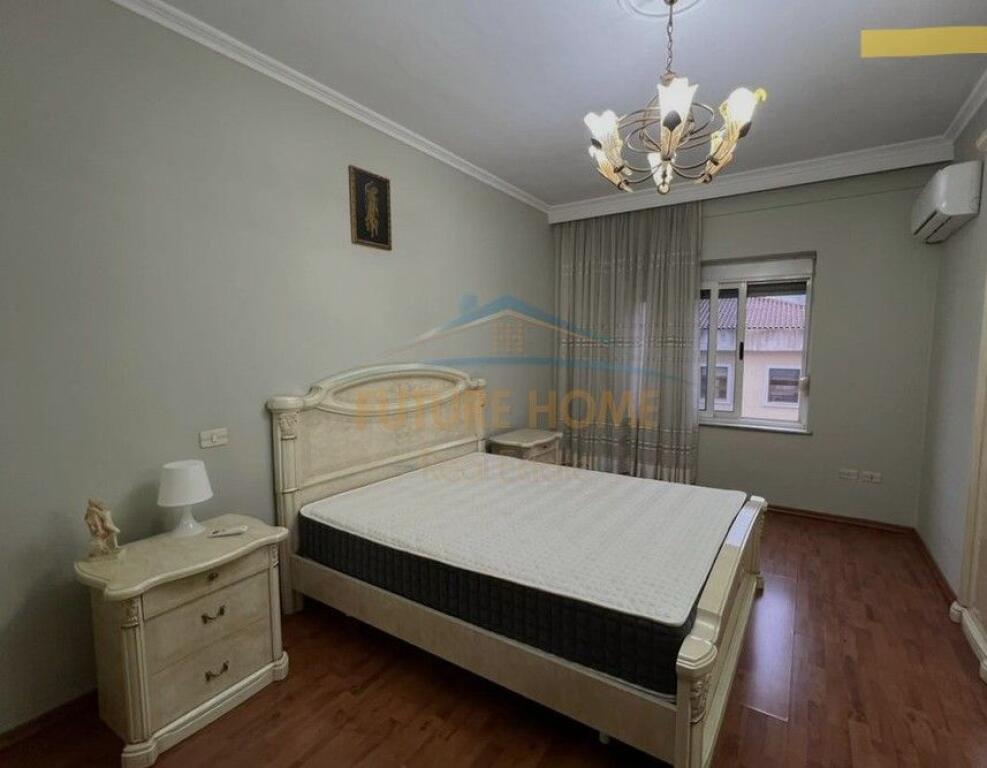 Apartment 1+1 for Rent, Pazari i Ri, Tirana