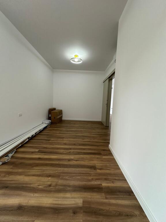 Apartament me qera 2+1
