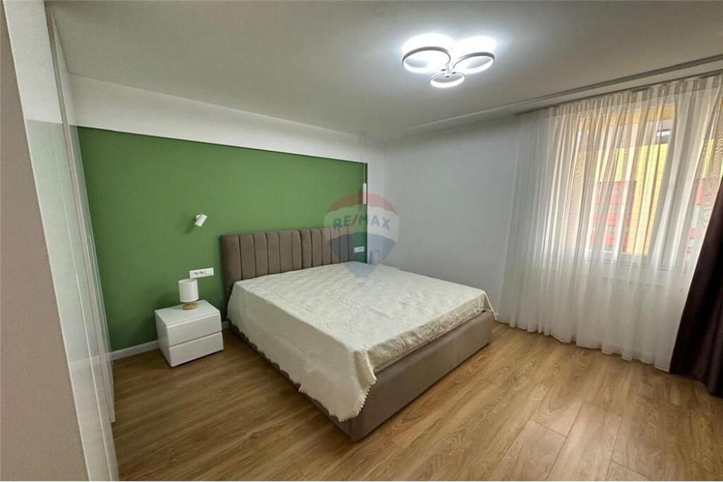 Duplex - For Rent - Skanderbeg Square