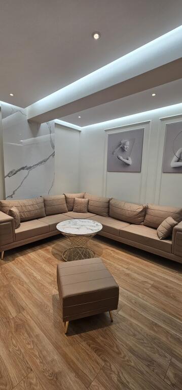 Apartment 1+1 for rent at Fusha e Aviacionit  700 €