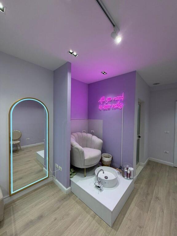 DYQAN ME QERA 40 M2 LIQENI I THATE 60.000 LEKE