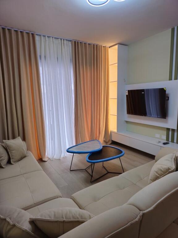 🏡 Jepet apartament 2+1 me qira prane Radisson, Liqeni i Thate