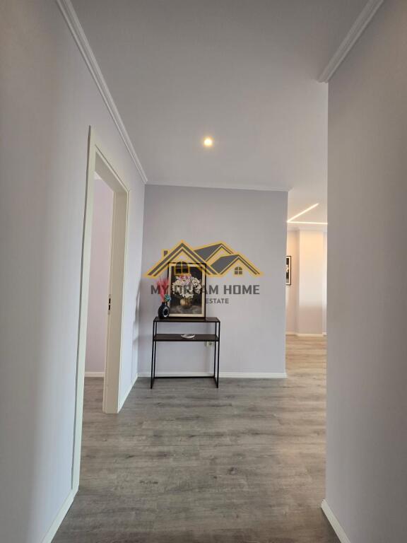 SHITET APARTAMENT 1+1 UKD DURRES FULL PAMJE DETI!!