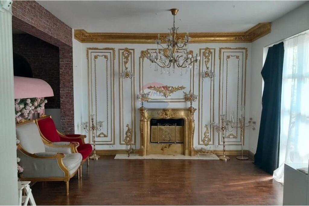 Villa - For Rent - Aleksandër Moisiu Street, Tirana