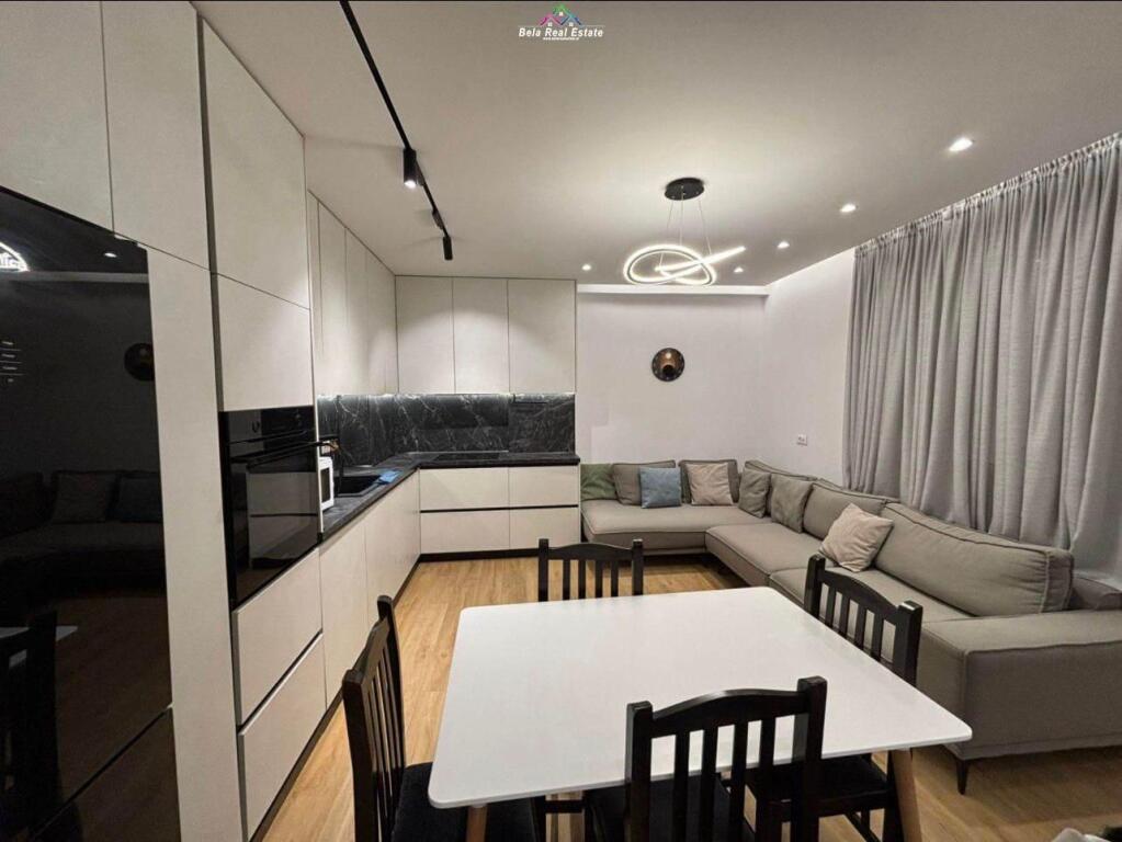 Apartament Me Qera 2+1+ Post Parkim Tek Fusha e Aviacionit (ID B2201598) Tirane