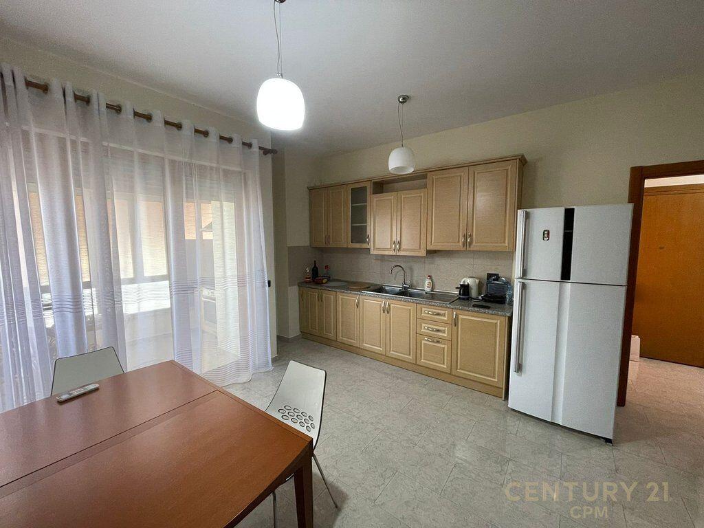 Apartment 2+1+2 For Rent at Garda, 127 m² 1,000 € /Month