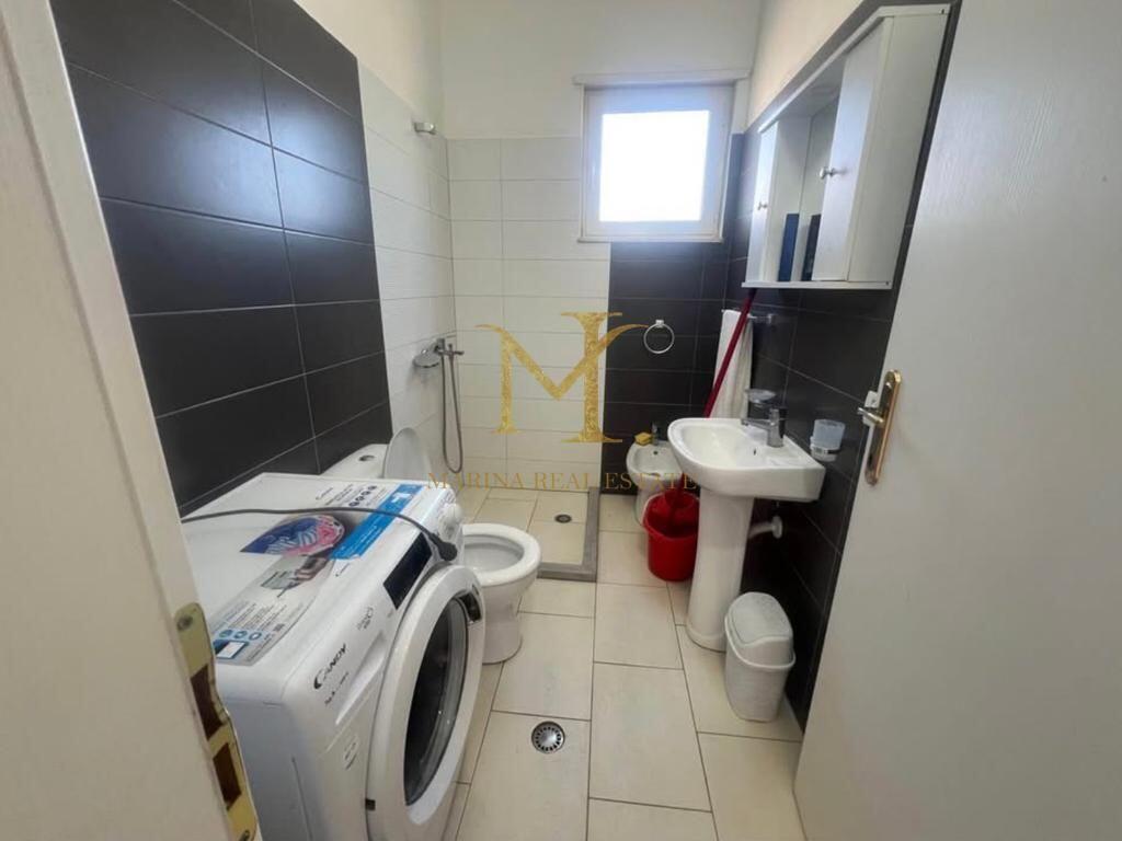 Jepet me qera apartament 1+1  Ne Iliria , Perballe Me Pista iliria !!