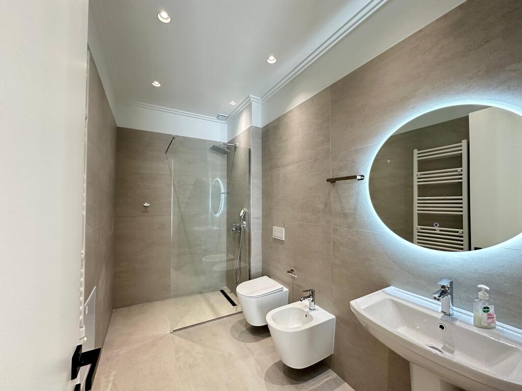 ✨ Apartament 3+1 për Qira • Liqeni i Thatë • Rezidencë Luksoze