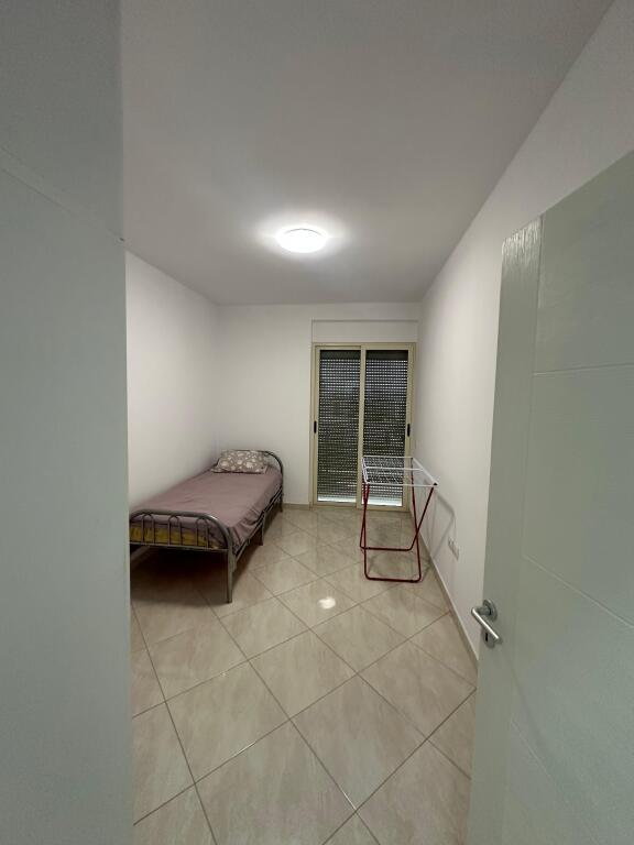 Apartament ne shitje 2+1+2 + depo ne Shkoze pallatet e Tom Doshit.