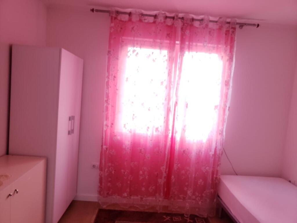 Jepet me qira 2+1 ne Laprake / Rr. Dritan Hoxha