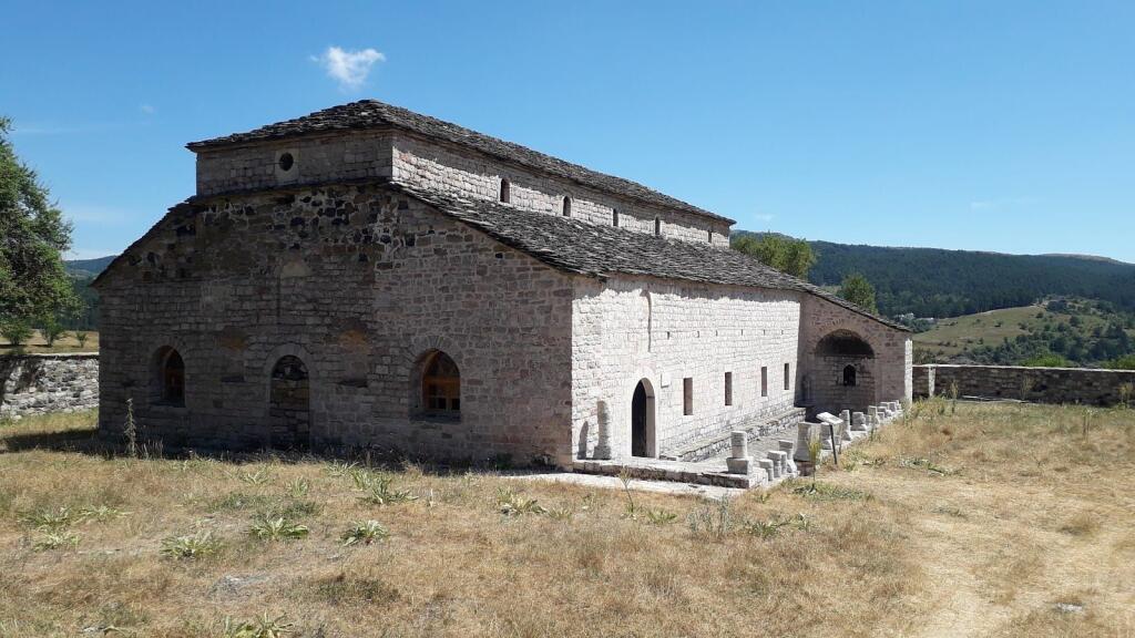 HOTEL IN VOSKOPOJE IN VENDITA!