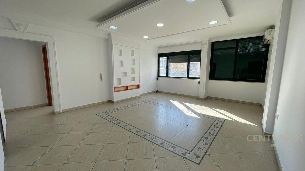 Premises for sale near Wilson Square