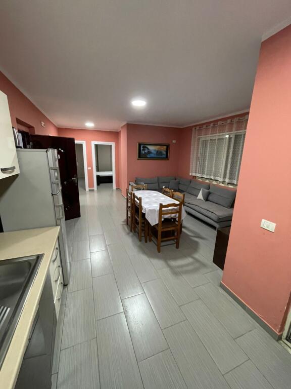 🏡 APARTAMENT ME QERA  2+1 ME POST PARKIMII PLAZH PRAN VIVAS HOTEL