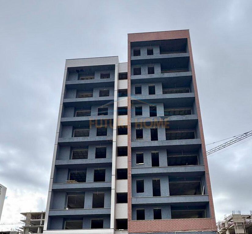 Shitet, Apartament 2+1+2, Fusha e Aviacionit, Tiranë.